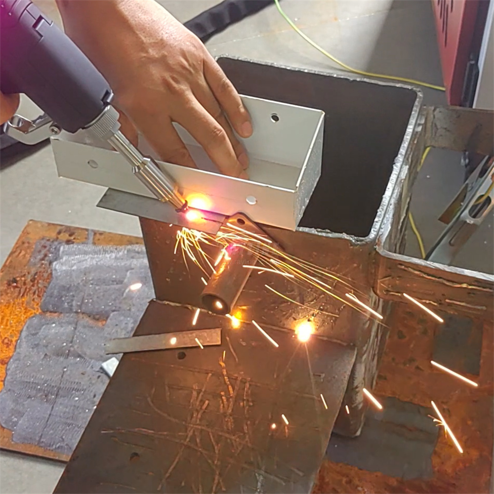 Yeni Stil Mini Taşınabilir El  - Industrial Laser Welding Machine Hand Held incelemesi ve fiyatı